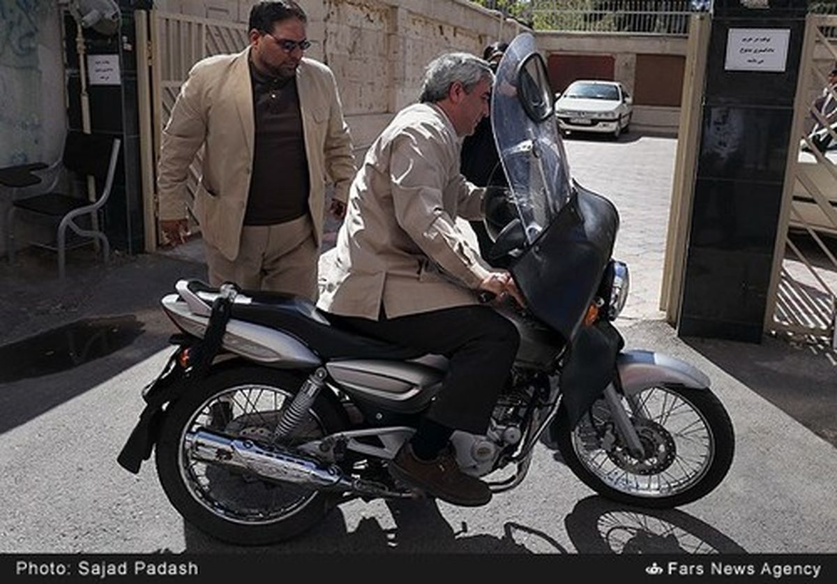 وسیله نقلیه ابراهیم حاتمی‎کیا/تصاویر