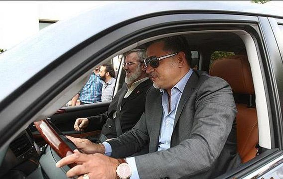 آخرین مدیر بازمانده دوران احمدی نژاد، رفتنی می‌شود؟/ جامانده ها به پرسپولیس بر می‌گردند