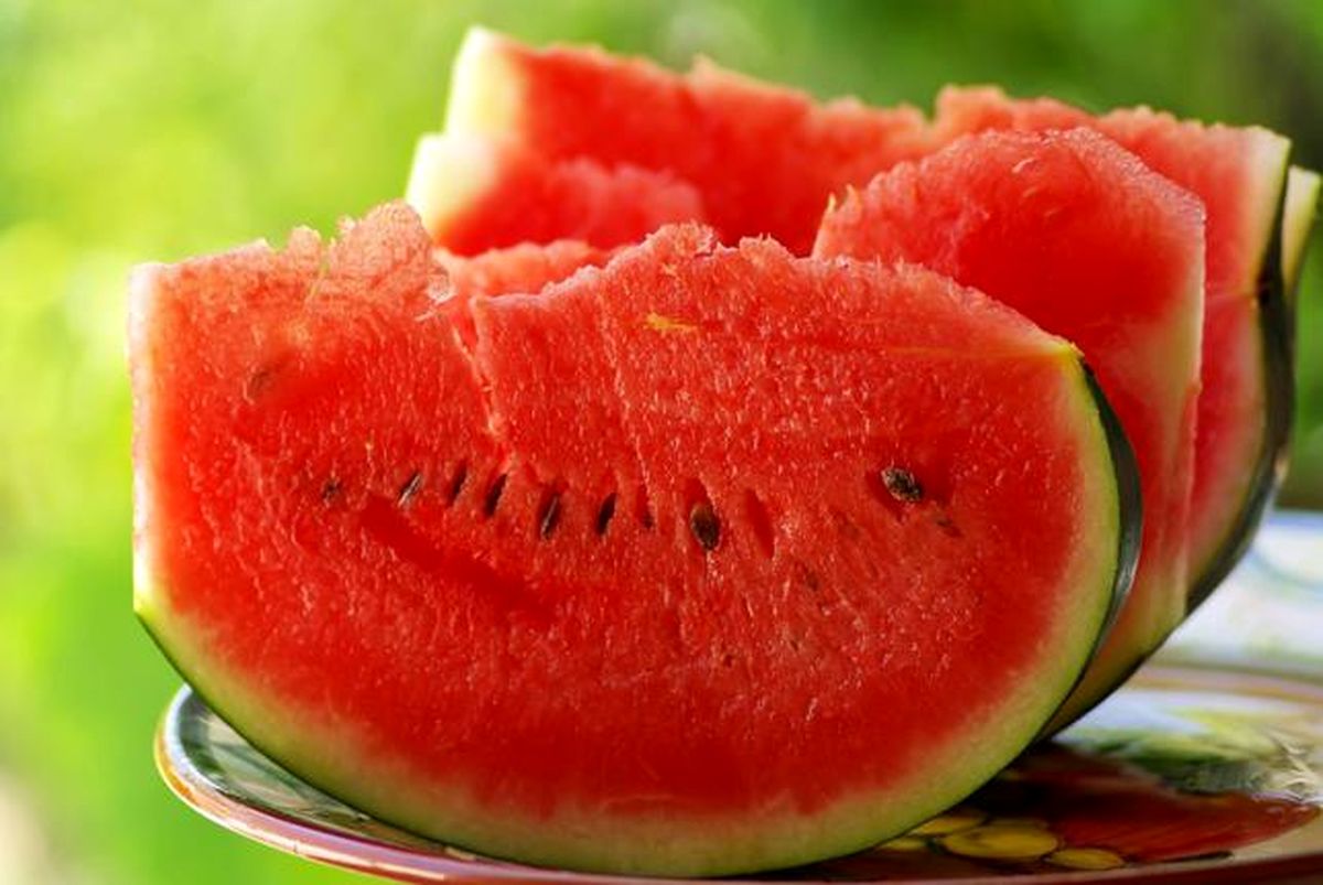 ۱۱ دلیل برای مصرف هر چه بیشتر هندوانه