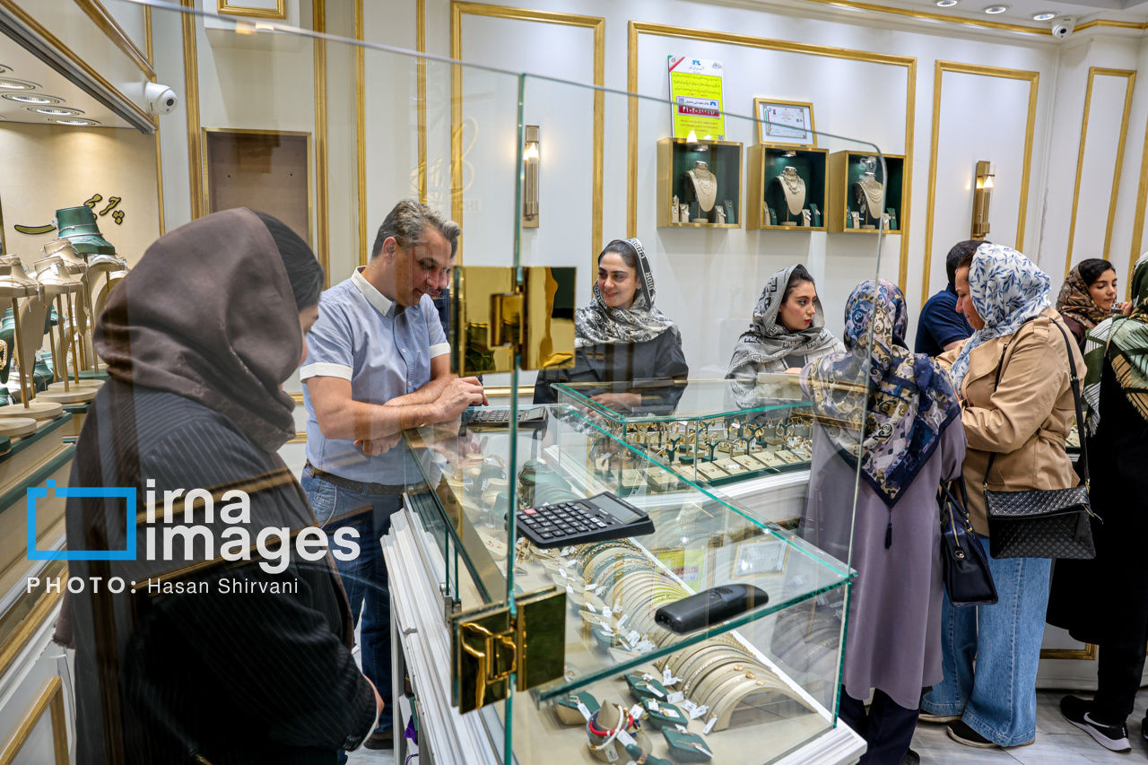 هر گرم طلای ۱۸ عیار همین الان چتد؟