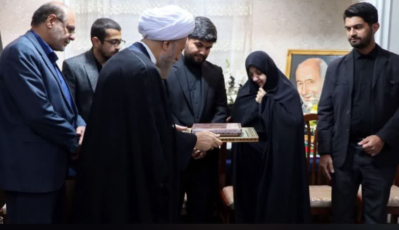 پیام رهبر معظم انقلاب به خانواده شهید غیب‌پرور ابلاغ شد