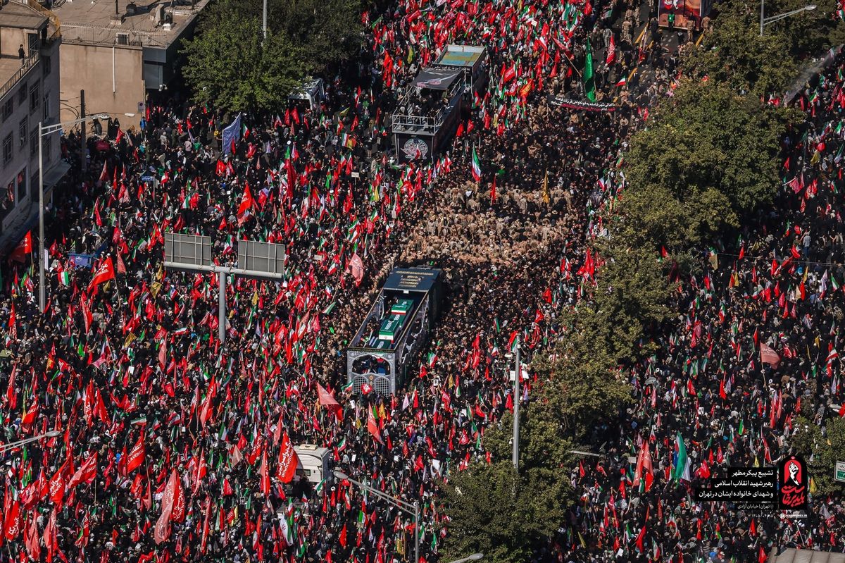 اعلام زمان پایان مراسم تشییع در تهران