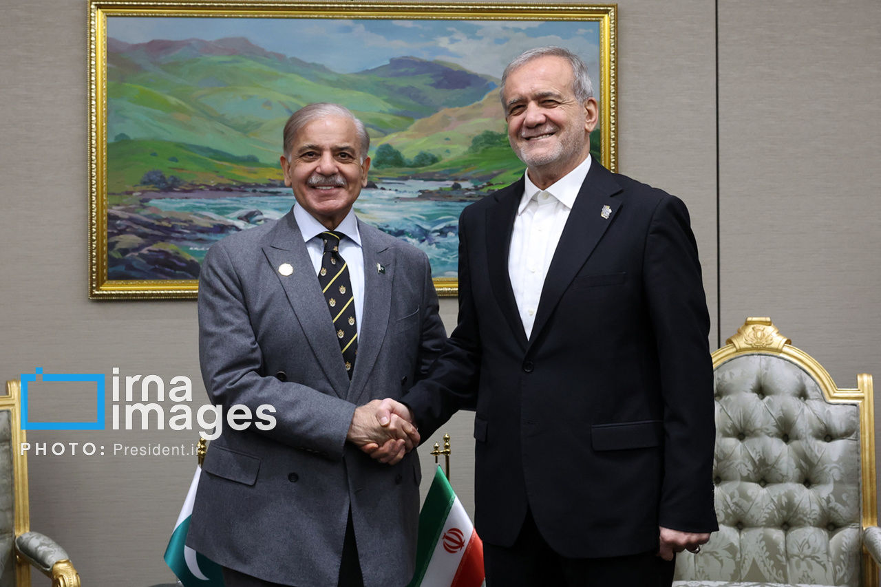 رایزنی تلفنی سران جمهوری اسلامی ایران و پاکستان