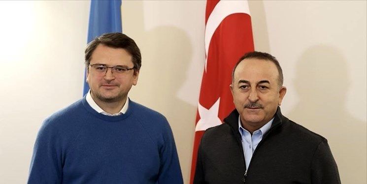 تماس چاوش‌اوغلو با همتای اوکراینی درپی حملات موشکی روسیه