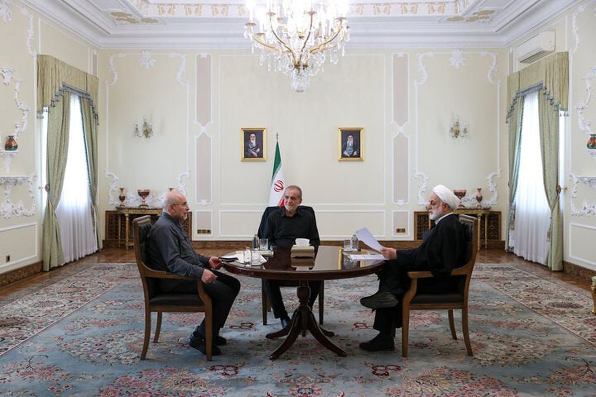 نشست مشترک سران قوا به میزبانی رئیس جمهور 