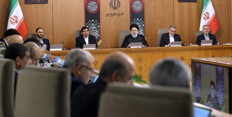 افزایش مشارکت‌های مردمی مسئولیت مهم دولت است/ بر اهمیت  استفاده از ظرفیت نخبگان و صاحب‌نظران در تصمیم‌سازی و تصمیم‌گیری‌ها تأکید داریم