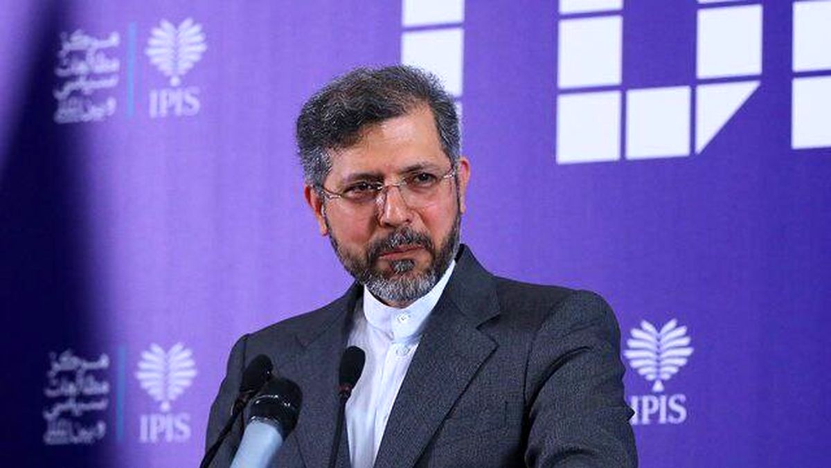 خطیب زاده: عجلهای برای ورود به هر نوع تعامل غیرمستقیم با آمریکا نداریم /مذاکره مسلحانه و دست ما بر روی ماشه خواهد بود