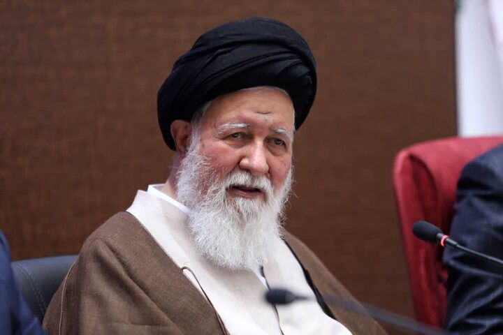 علم الهدی: مسأله جنگ در کشور ما نسبت به سایر کشورها متفاوت است
