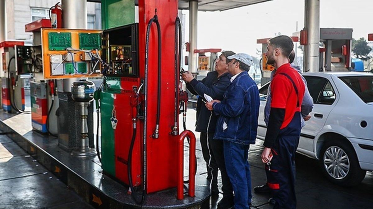 خبر شبانه دولت درباره افزایش قیمت بنزین  