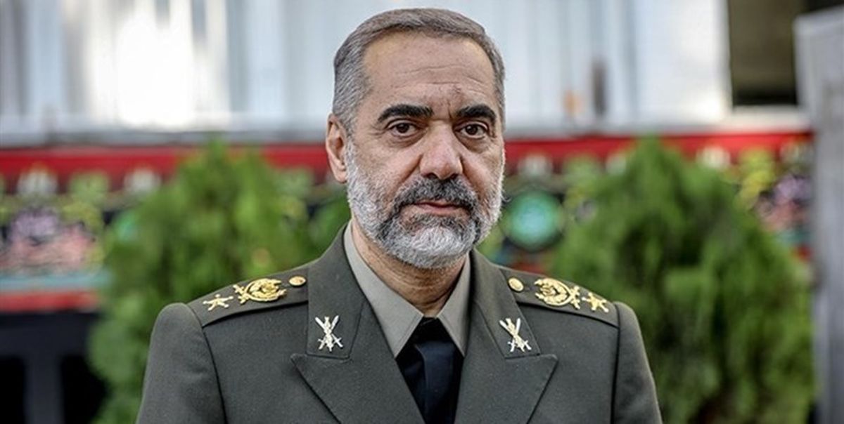 وزیردفاع: ایران و پاکستان دارای موقعیت مهم و اثرگذار در تحولات منطقهای و جهان اسلام میباشند