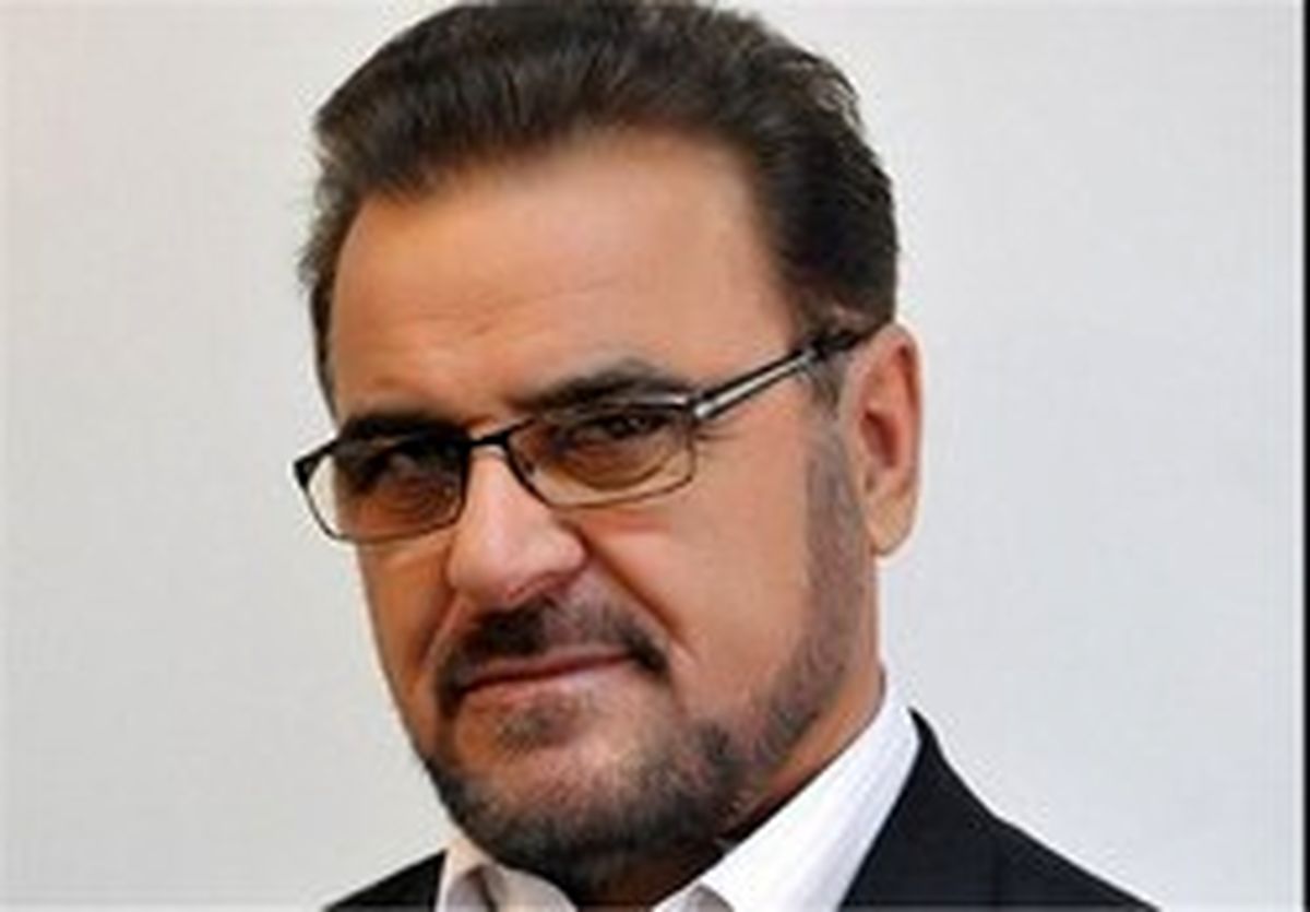 دفاع جالب یک نماینده مجلس از خودروسازان