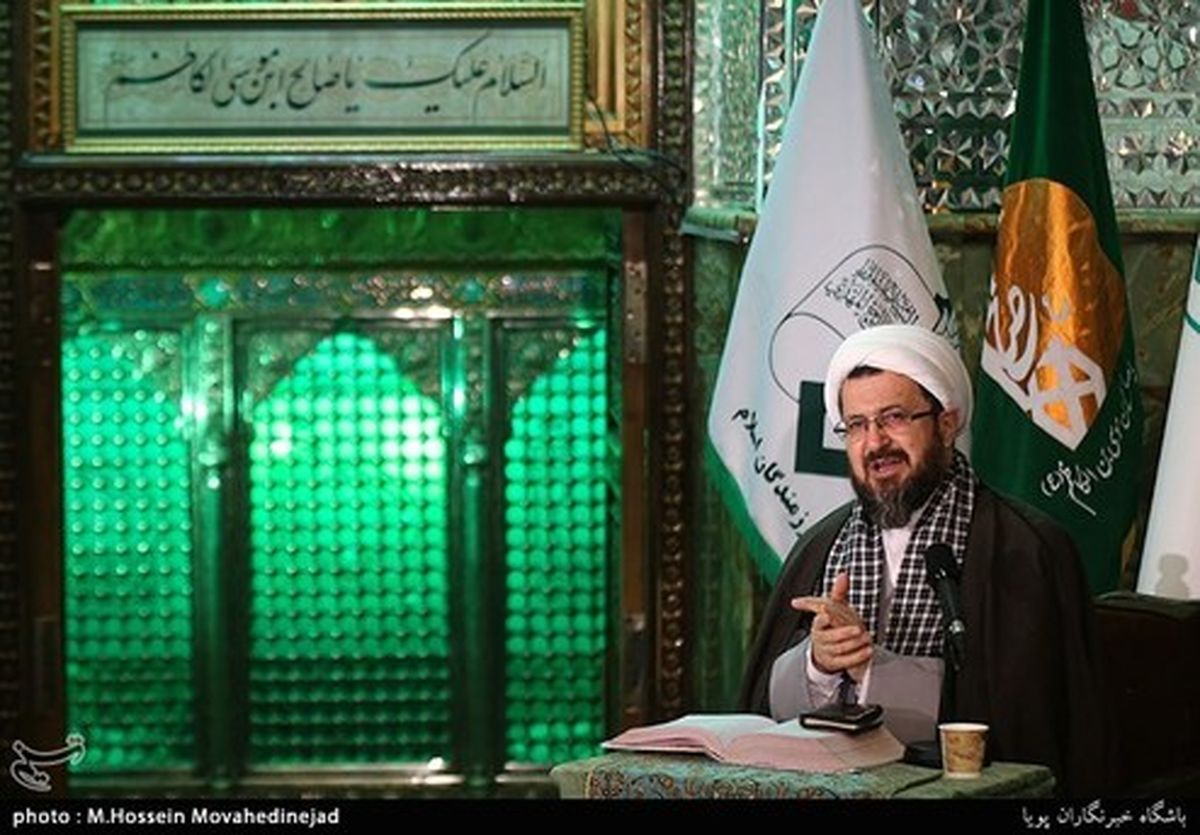 ۴ ویژگی قرآنی امام خمینی (ره)