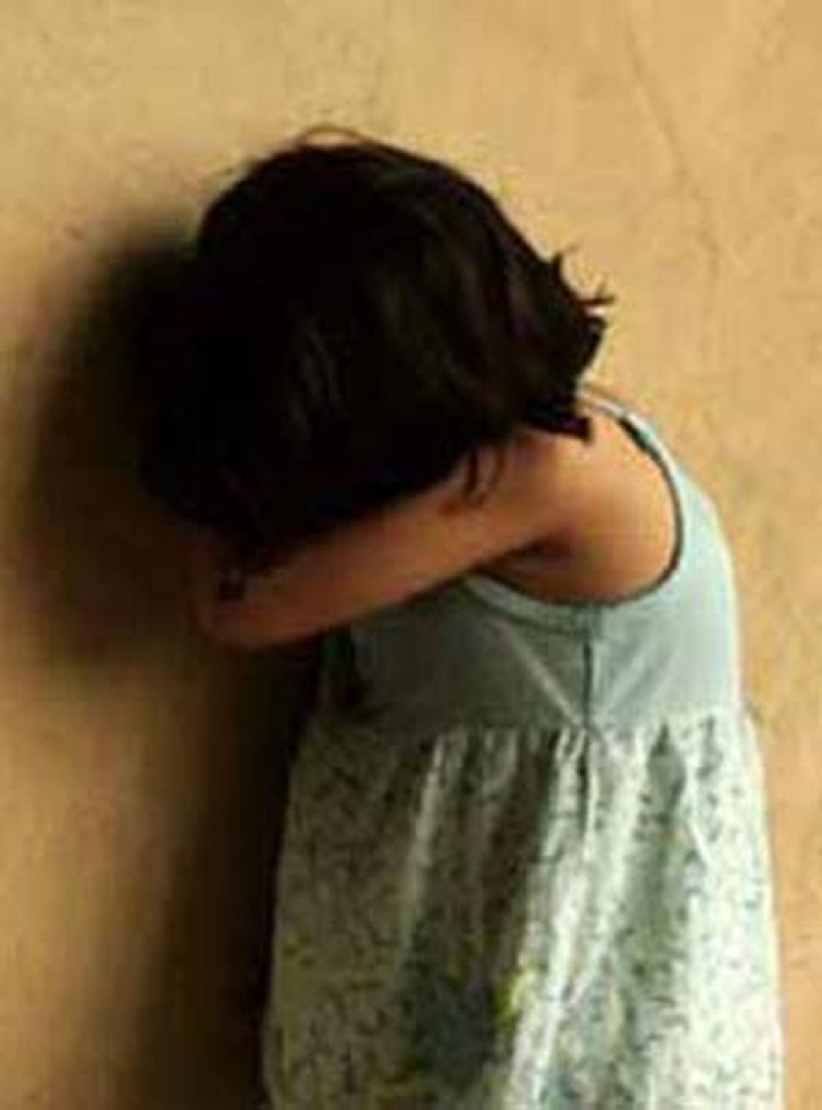 چگونه کودک آزاردیده را بشناسیم