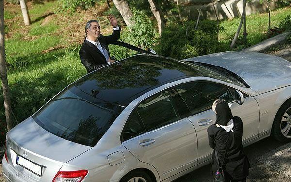 عکس: مهران مدیری وماشین لوکسش!