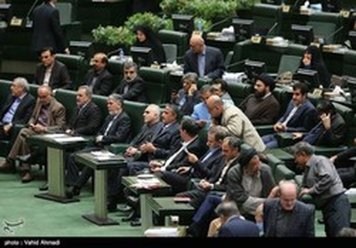 کلیپ مخالفی که به نفع «اسلامی» تمام شد