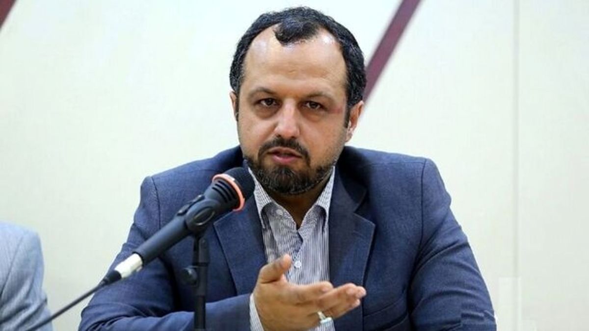 هشدار وزیر اقتصاد/اگر بانکی وام بدون ضامن نداد، مدیرش را برکنار کنید