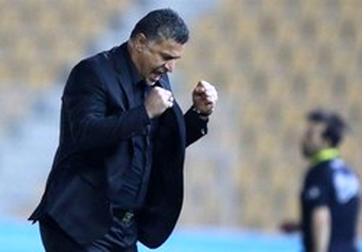 دایی به نشست خبری دیدار صنعت نفت - سایپا نرسید