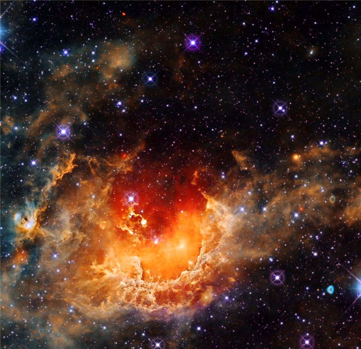 عکس خارق‌العاده ناسا از سحابی بچه‌ قورباغه!