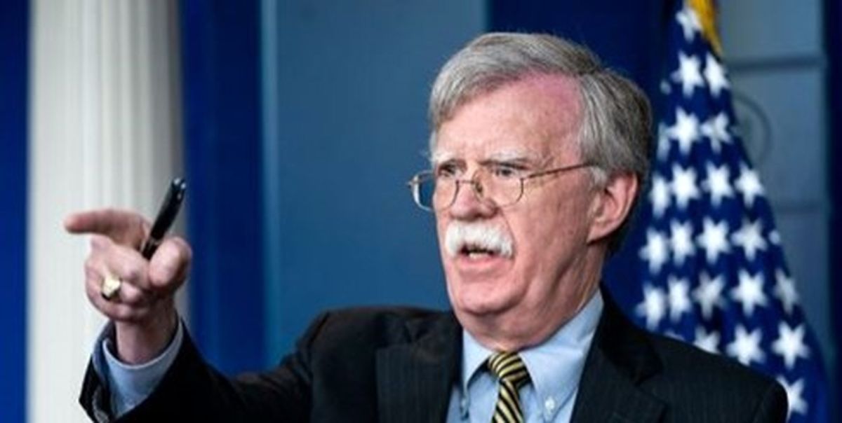 نگرانی جان بولتون از انتقال بنزین ایران به ونزوئلا