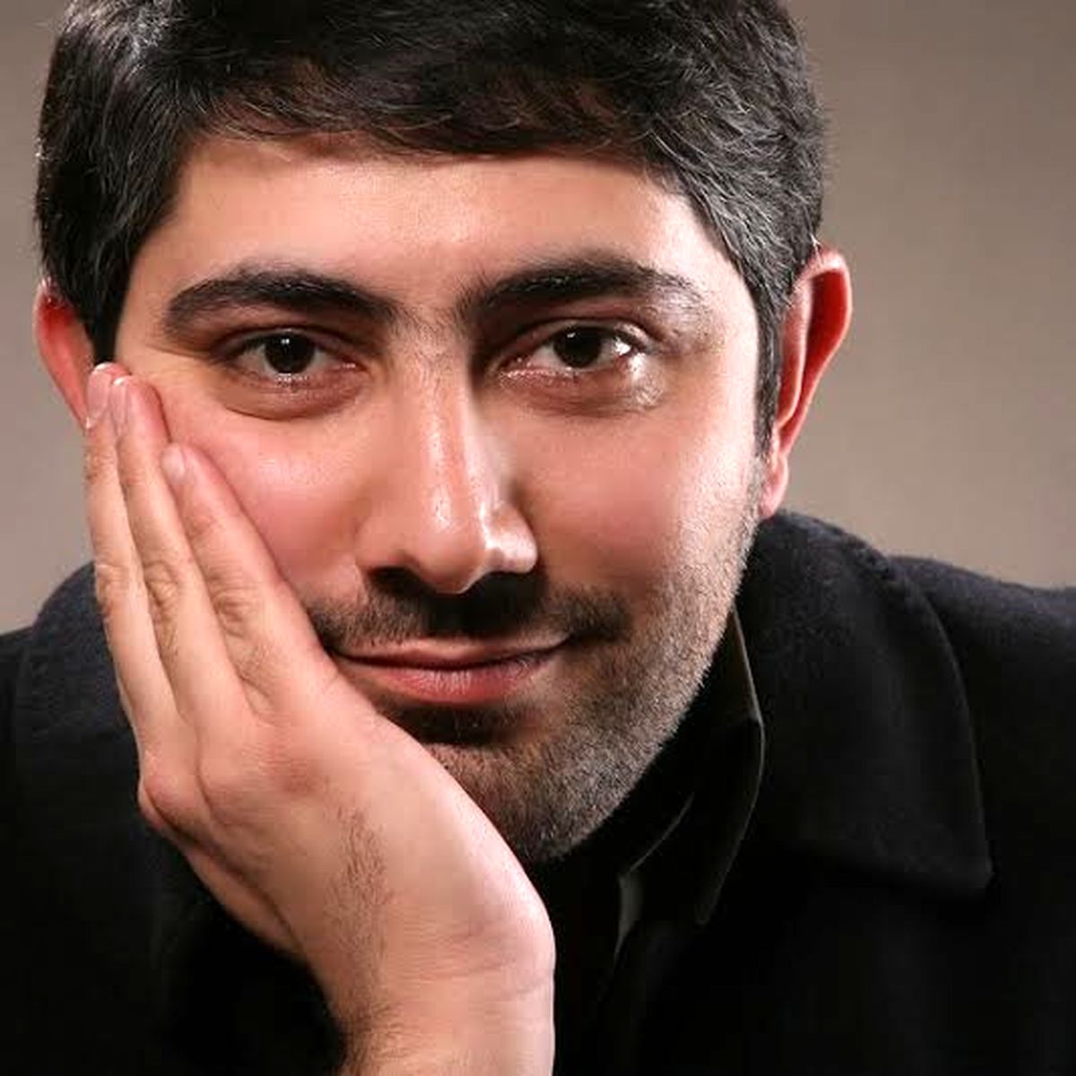 اندک اندک جمع مستان می‌رسد