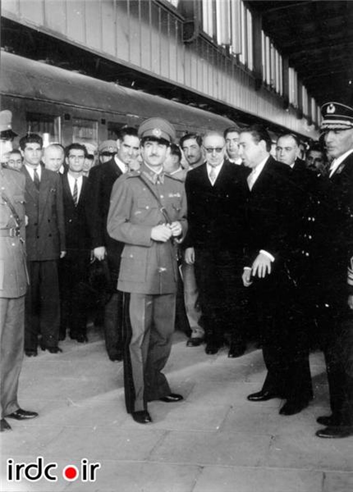 عکس/محمدرضا شاه در هیبت هیتلر