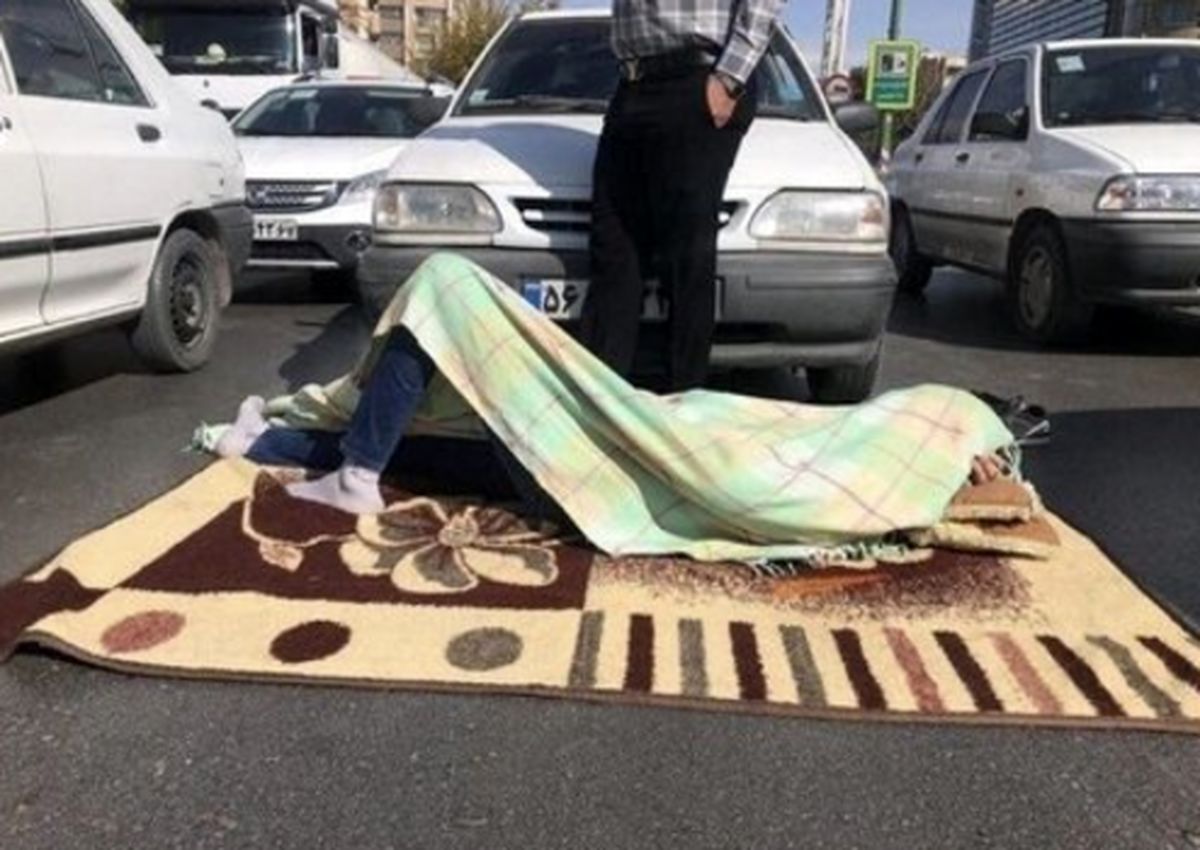 یک اعتراض متفاوت به گرانی بنزین در شیراز +عکس