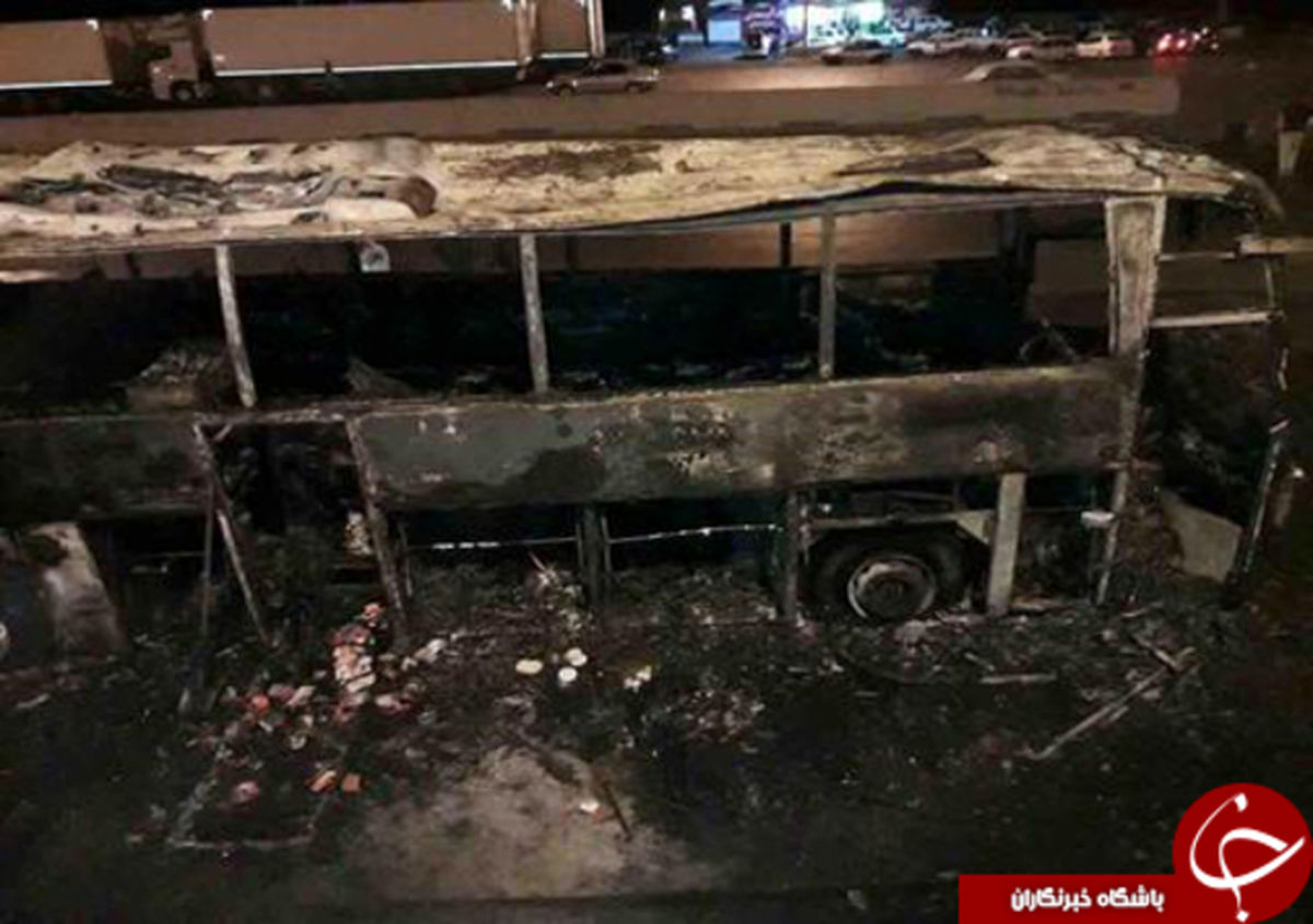 آتش گرفتن کامل یک اتوبوس در جاده خرم آباد +تصاویر