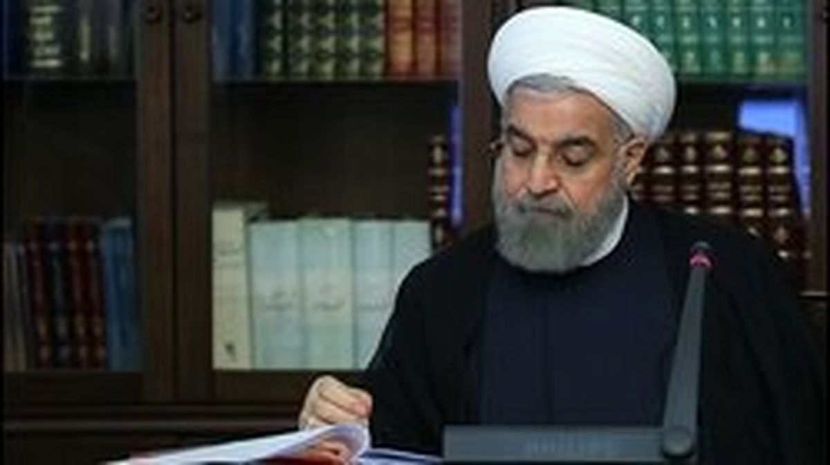 رحمانی فضلی از روحانی سمت گرفت
