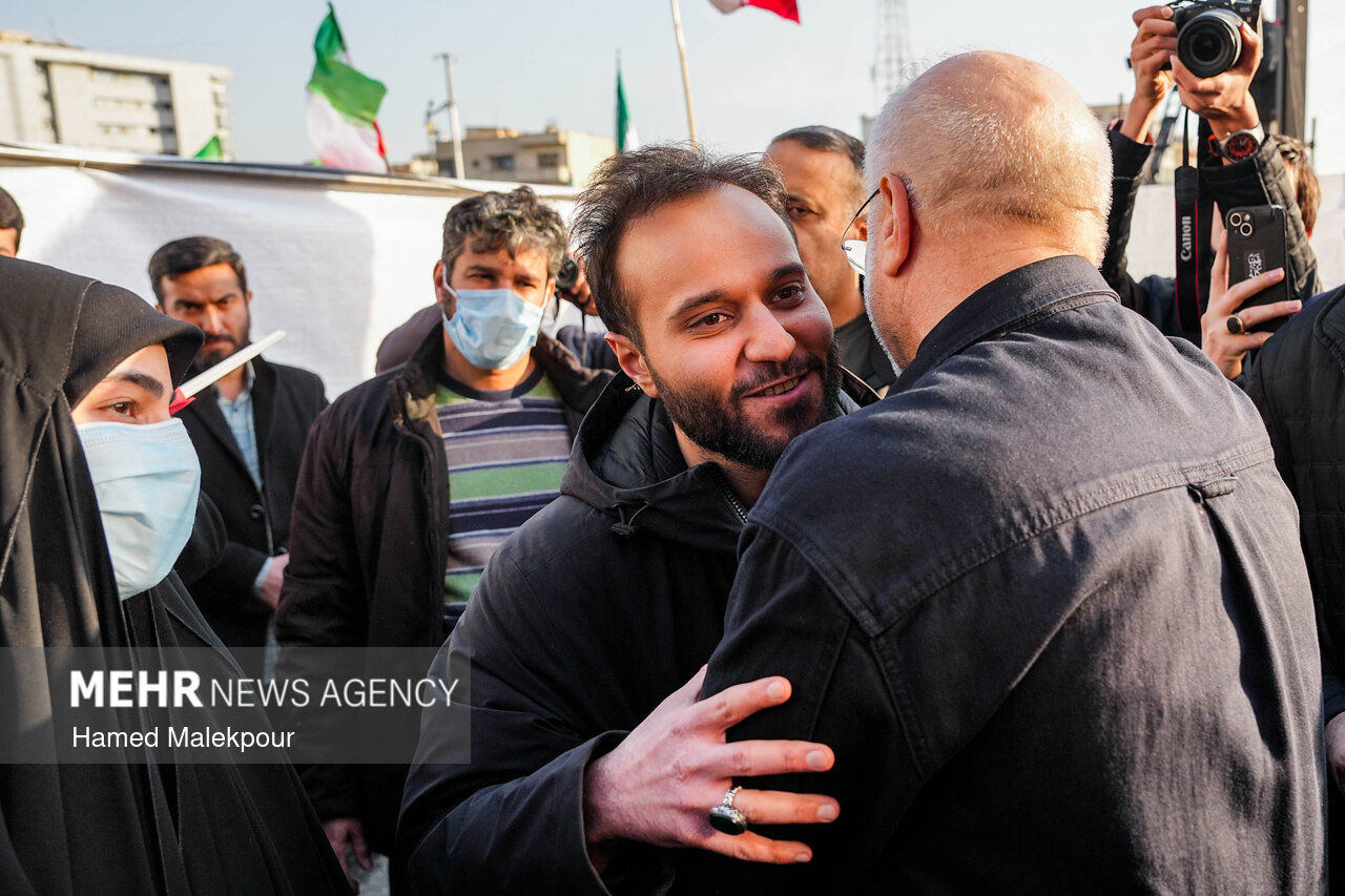 تصاویر: تجمع همبستگی ملی با سخنرانی رئیس مجلس