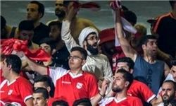 روحانی خبرساز فوتبال ایران در آزادی چه می‌کرد؟ +عکس