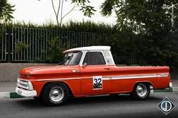 عکس: وانت عتیقه آمریکایی در تهران!