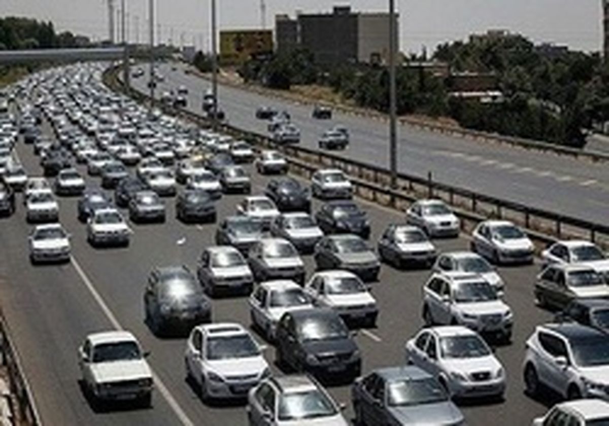 بارش برف و باران در جادههای خراسان و کرمان