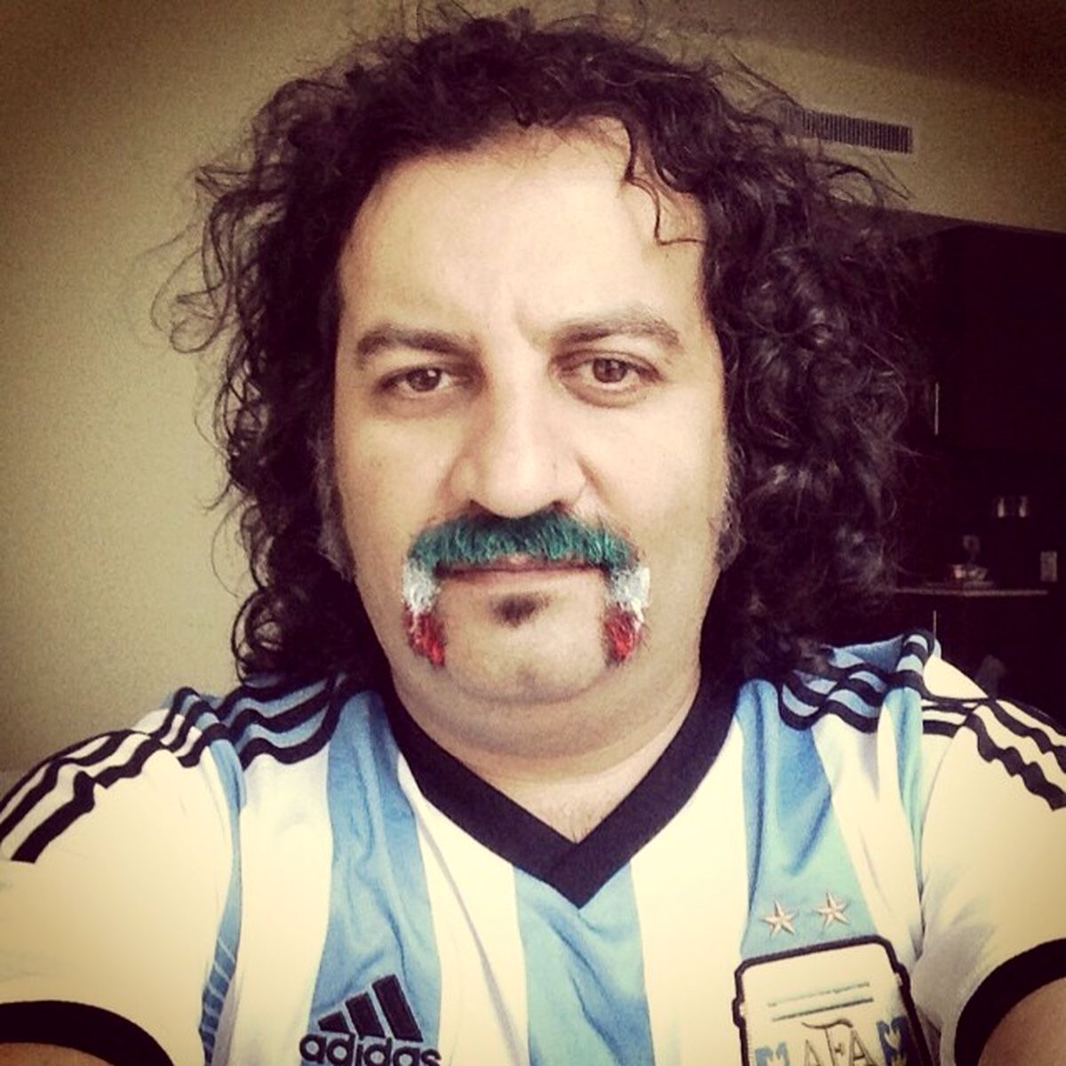 عکس/قاسمخانی با لباس تیم آرژانتین!