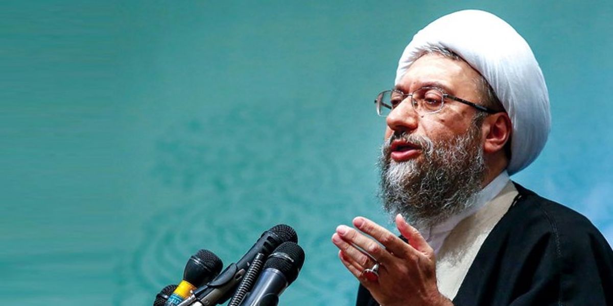 دریافت کنندگان حقوق نجومی علاوه بر واکنش محکم و قاطع دستگاه قضا نگران عقوبتی سخت در آخرت هم باشند