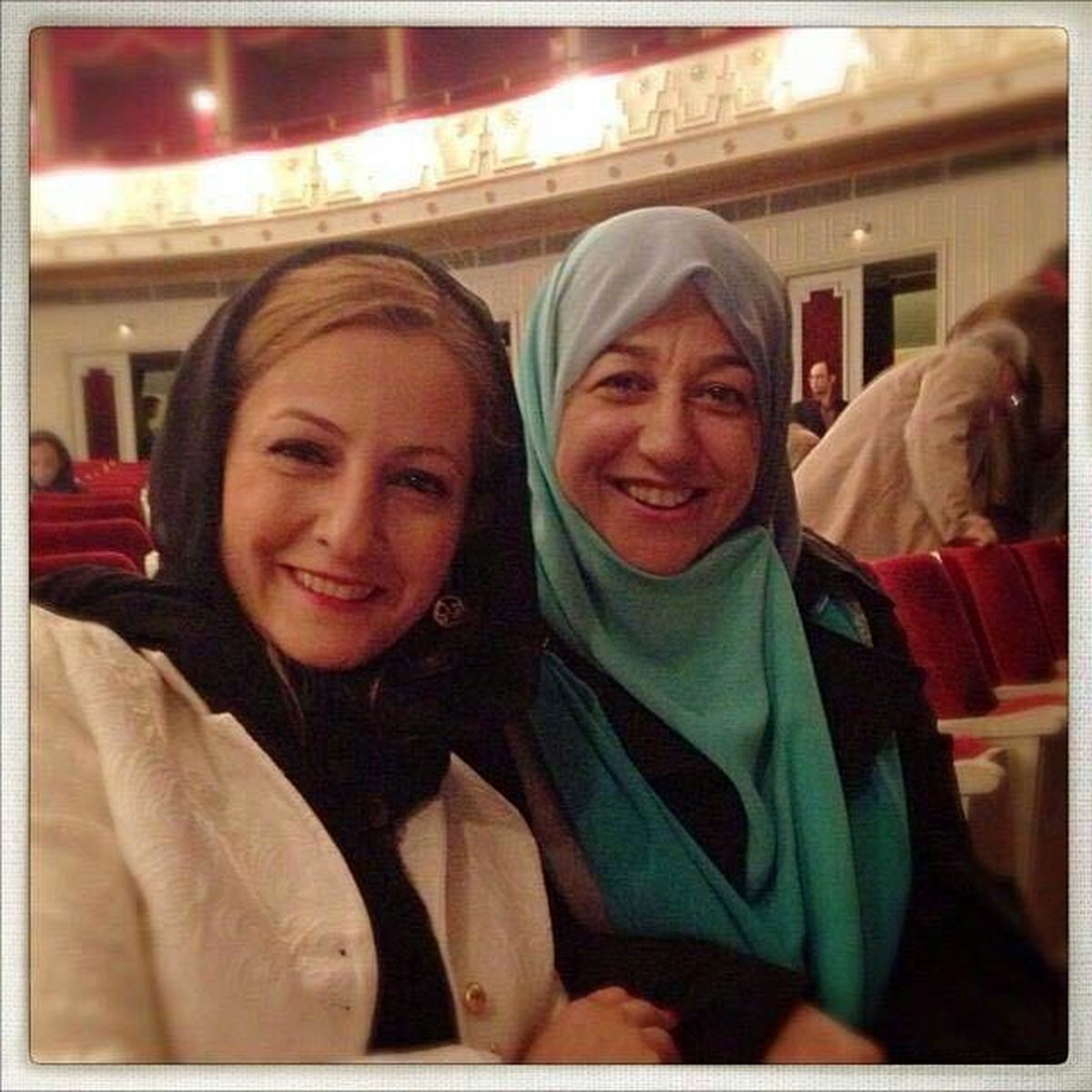 شقایق دهقان و همسر دکتر ظریف در یک قاب