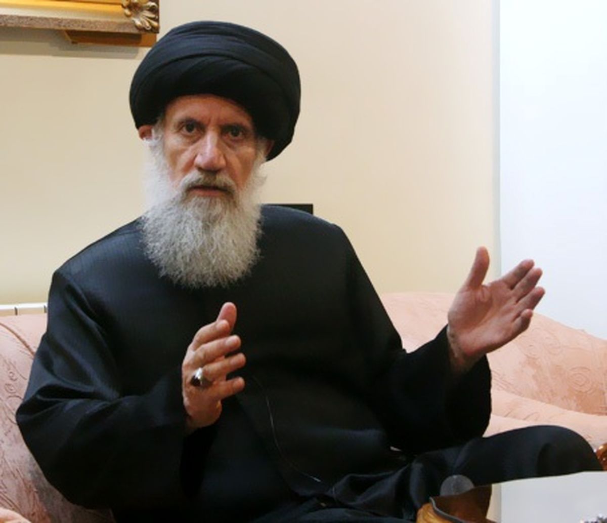 در گذشته مجتهدان روی منبر می‌رفتند اما امروز.../برخی‌ هیئت‌ها حرکات خارج از عرف دارند