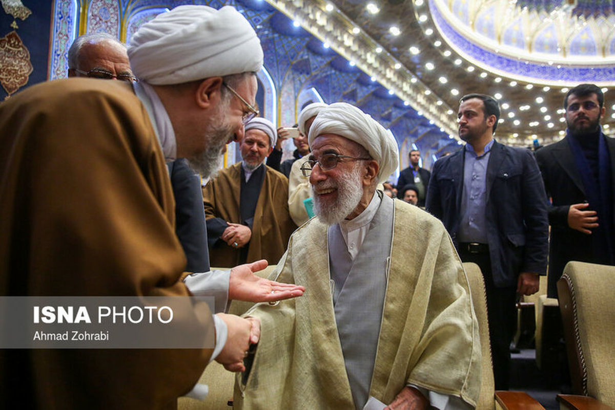 سخنرانی آیت الله جنتی در همایش جوانان!/تصاویر
