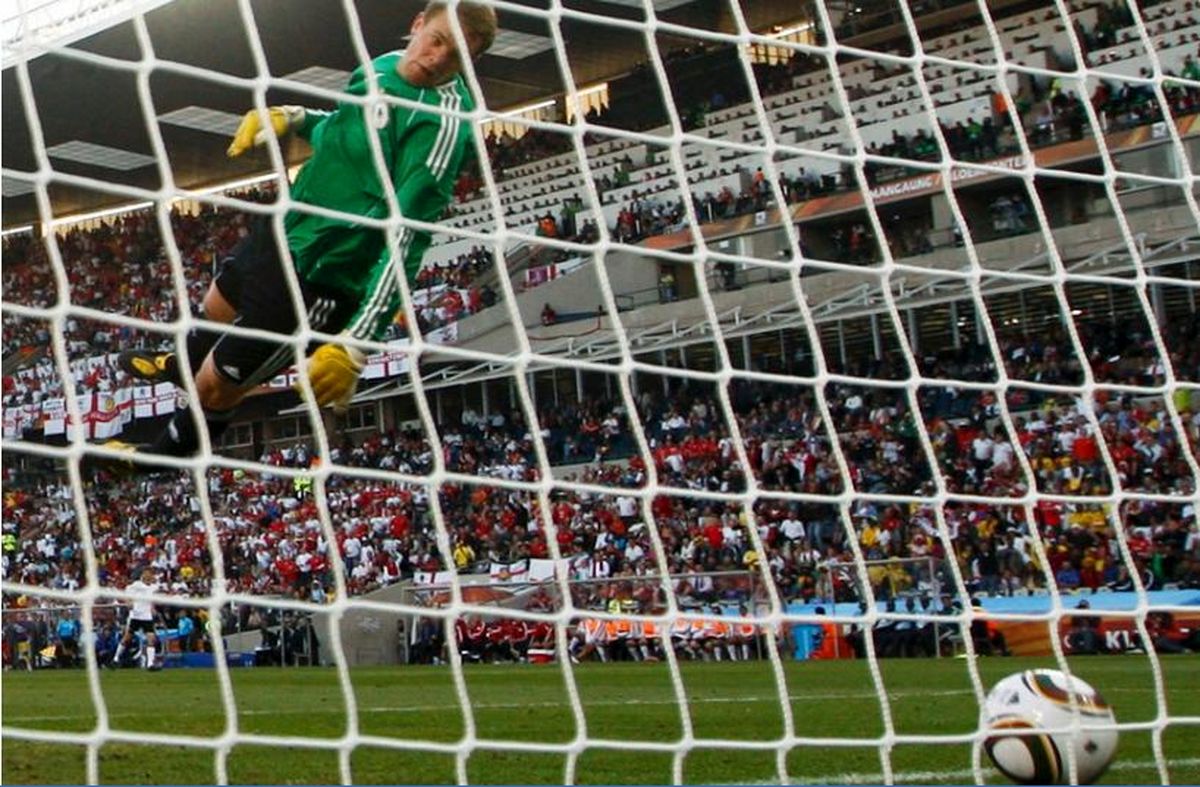 تصویر: بزرگترین اشتباه داوری سال