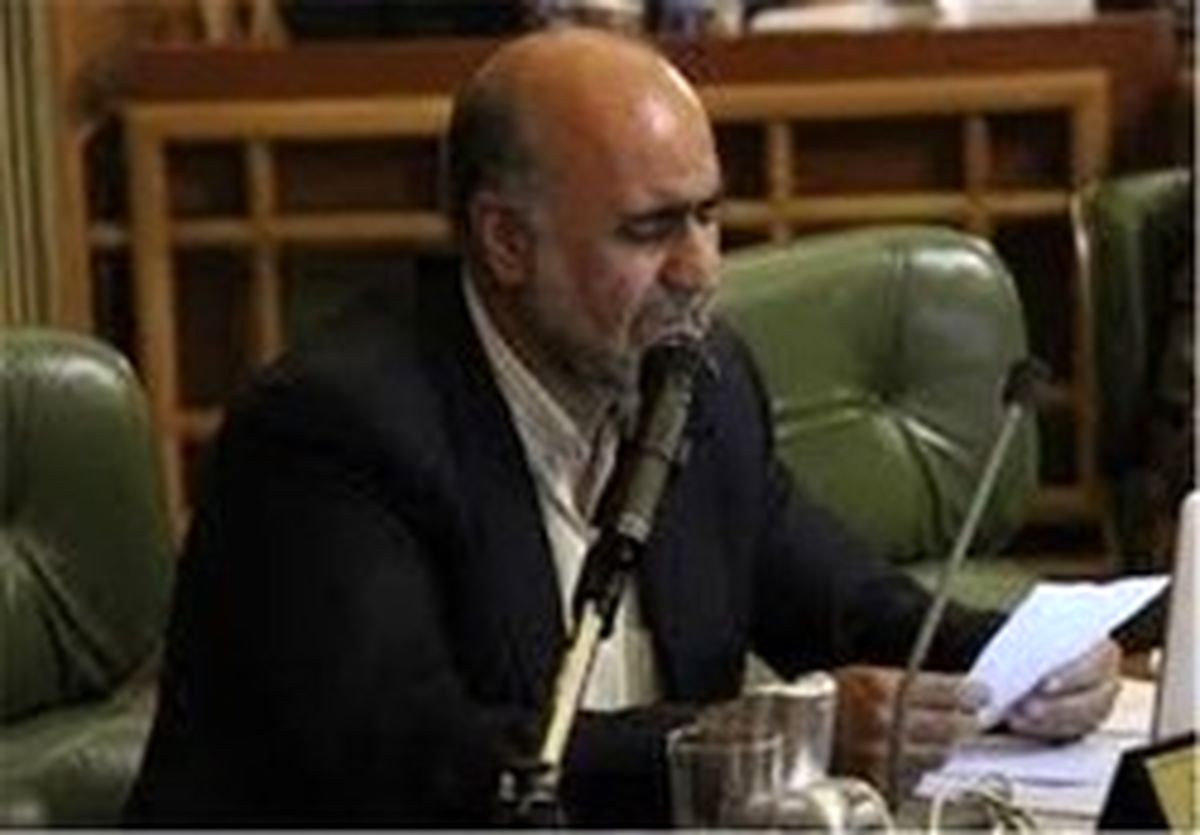انتخاب نجفی با وجود بیماری باعث تعجب بود/ عدم شناخت مسايل تهران منجر به انتخاب نجفی شد/ تهران با سیاسیبازی اداره شدنی نیست