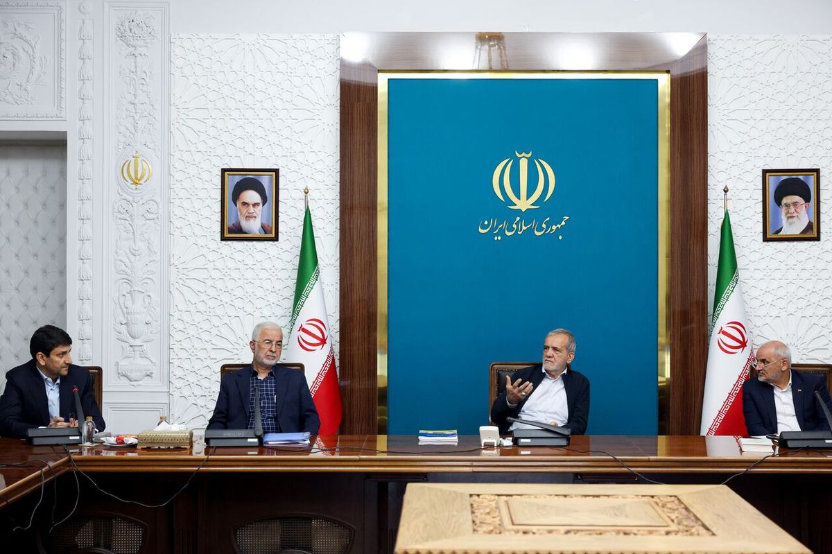 دستور پزشکیان برای اجرای دو پروژه بزرگ ملی/ارائه خدمات به مردم بر مبنای طرح‌های «ژئوکد» و «جی‌نف» 