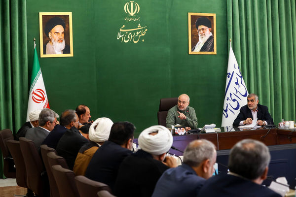 جلسه شورای هماهنگی مجلس با حضور قالیباف