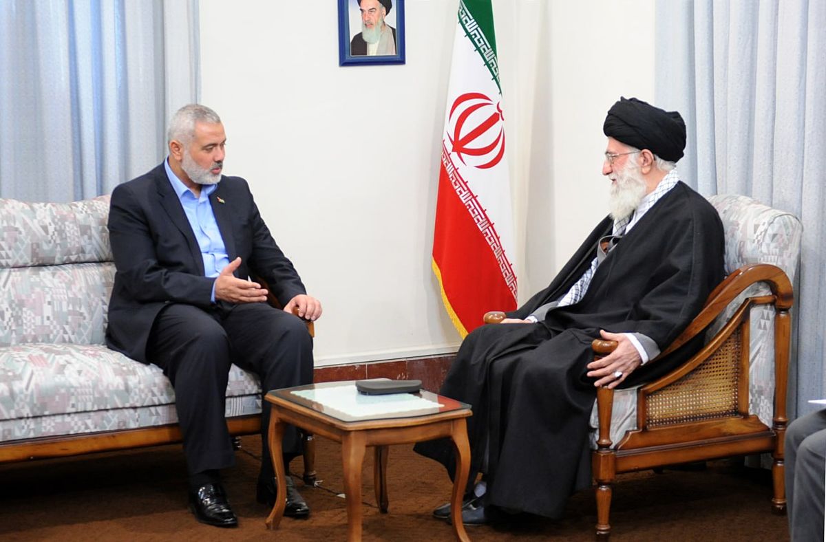 رهبر انقلاب: بنده غالبا طاقت نمی‌آورم از تلویزیون مناظر غزه را ببینم!