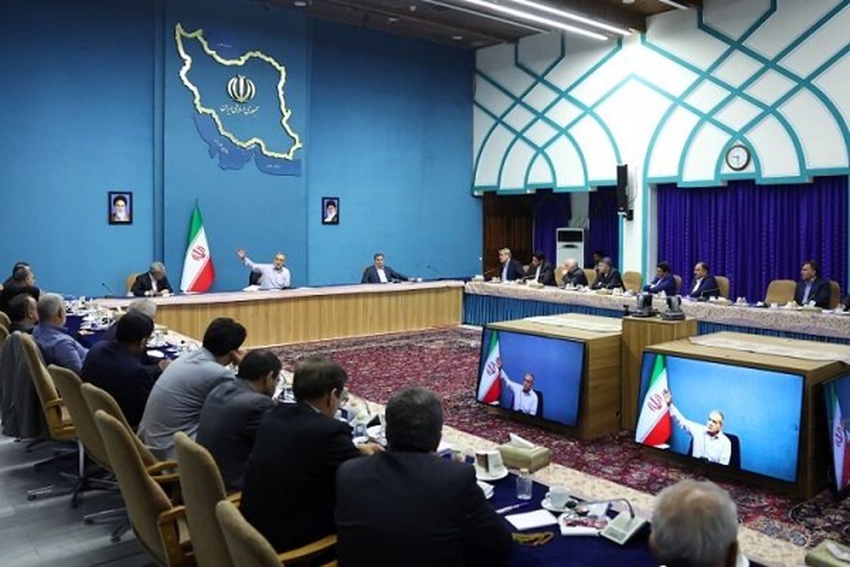 پزشکیان: در مذاکرات از اصول خود عقب‌نشینی نمی‌کنیم، تنش‌ هم نمی‌خواهیم/ معیشت ملت را به مذاکرات گره نزده‌ایم و نخواهیم زد