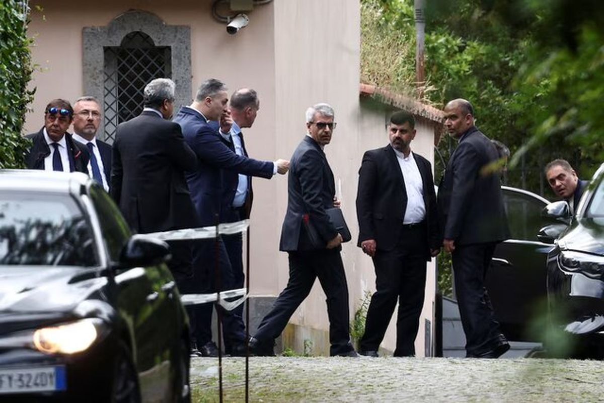 مقام ایرانی: آمریکایی‌ها می‌دانند ایران هرگز توقف غنی‌سازی را نخواهد پذیرفت / اصرار واشنگتن اقدامی عمدی برای به بن‌بست کشاندن مذاکرات است