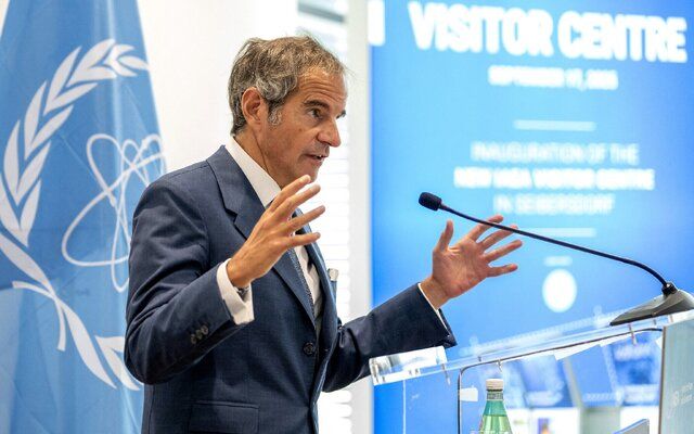 گروسی: روابط ایران با آژانس نباید تحت تاثیر فعال سازی اسنپبک باشد