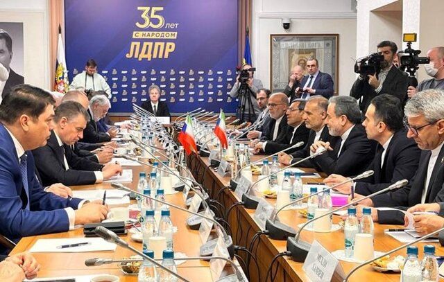 عراقچی: روابط تهران و مسکو به‌طور همه‌جانبه در حال گسترش است