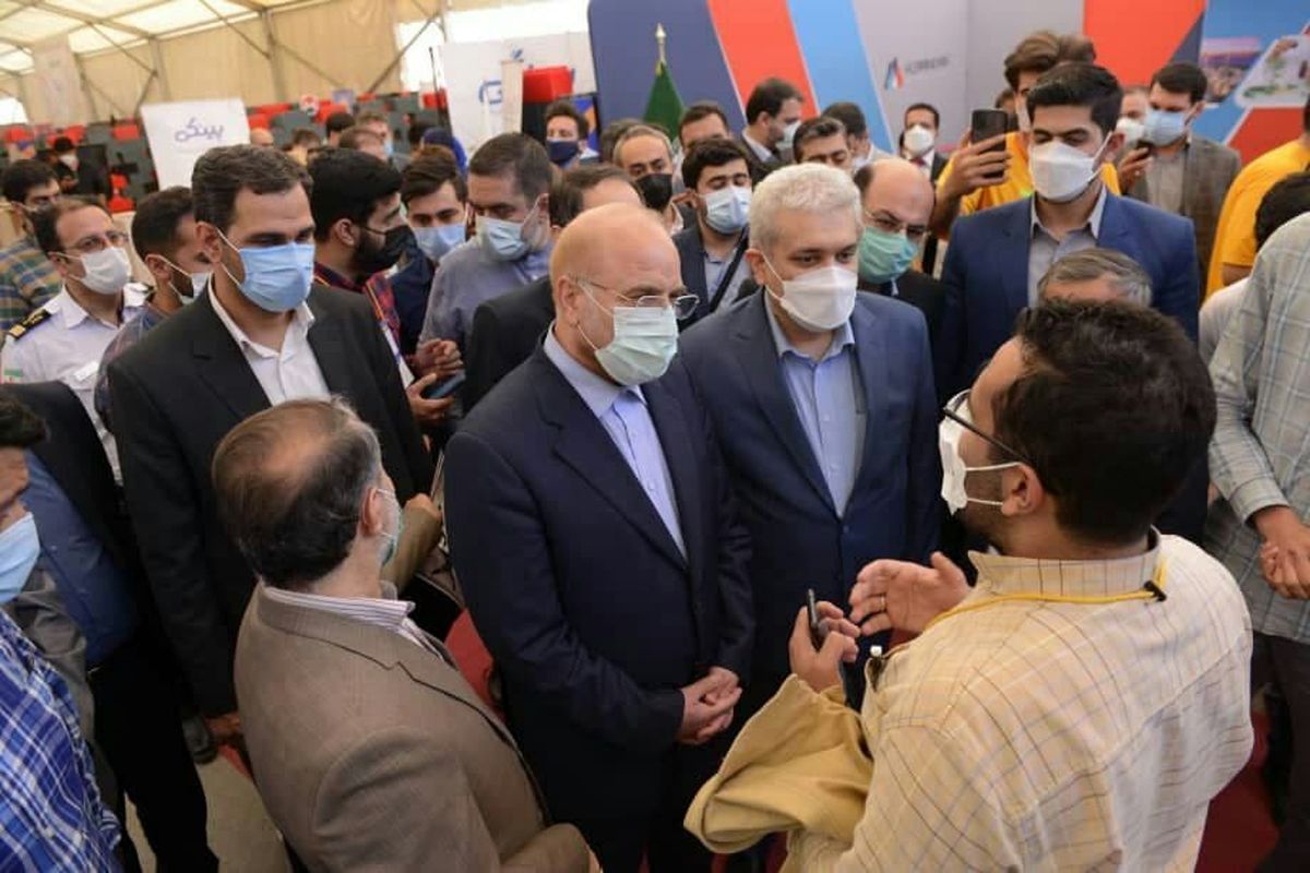  بازدید قالیباف از نمایشگاه فناوری و نوآوری اینوتکس