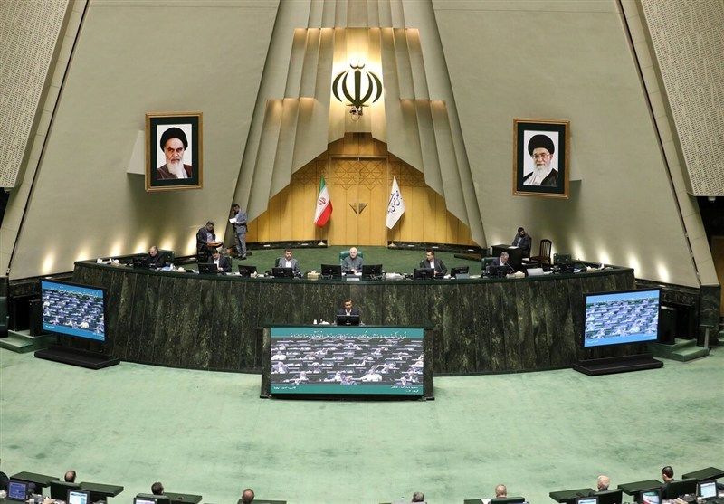 گزارش درباره عملکرد 70 روزه مجلس 