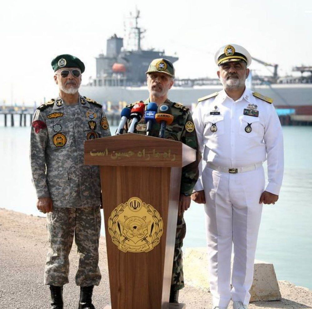 فرمانده کل ارتش: قدرت ایران عامل تأمین امنیت ایران و منطقه است