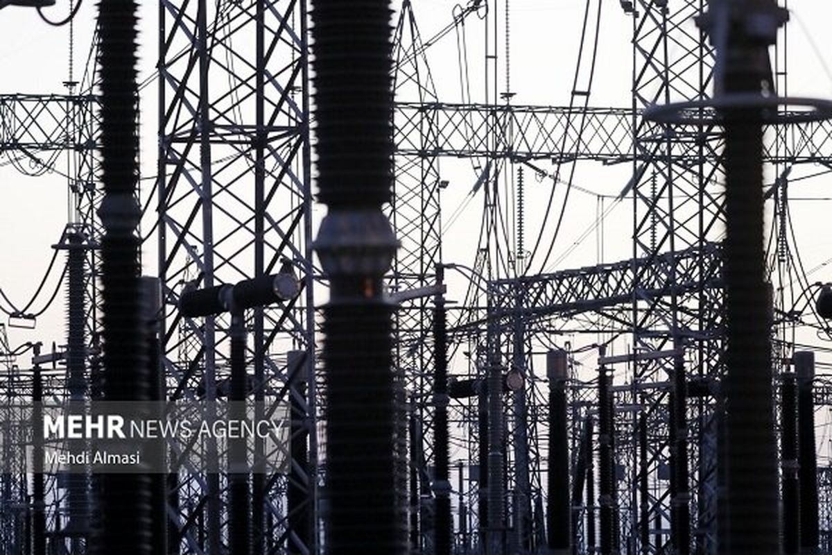تورم ۷۰ درصدی برق در پاییز ۱۴۰۴